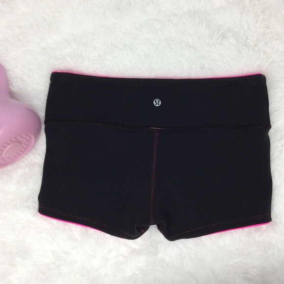 lululemon athletica Pants - Lululemon Reversible Boogie Shorts
